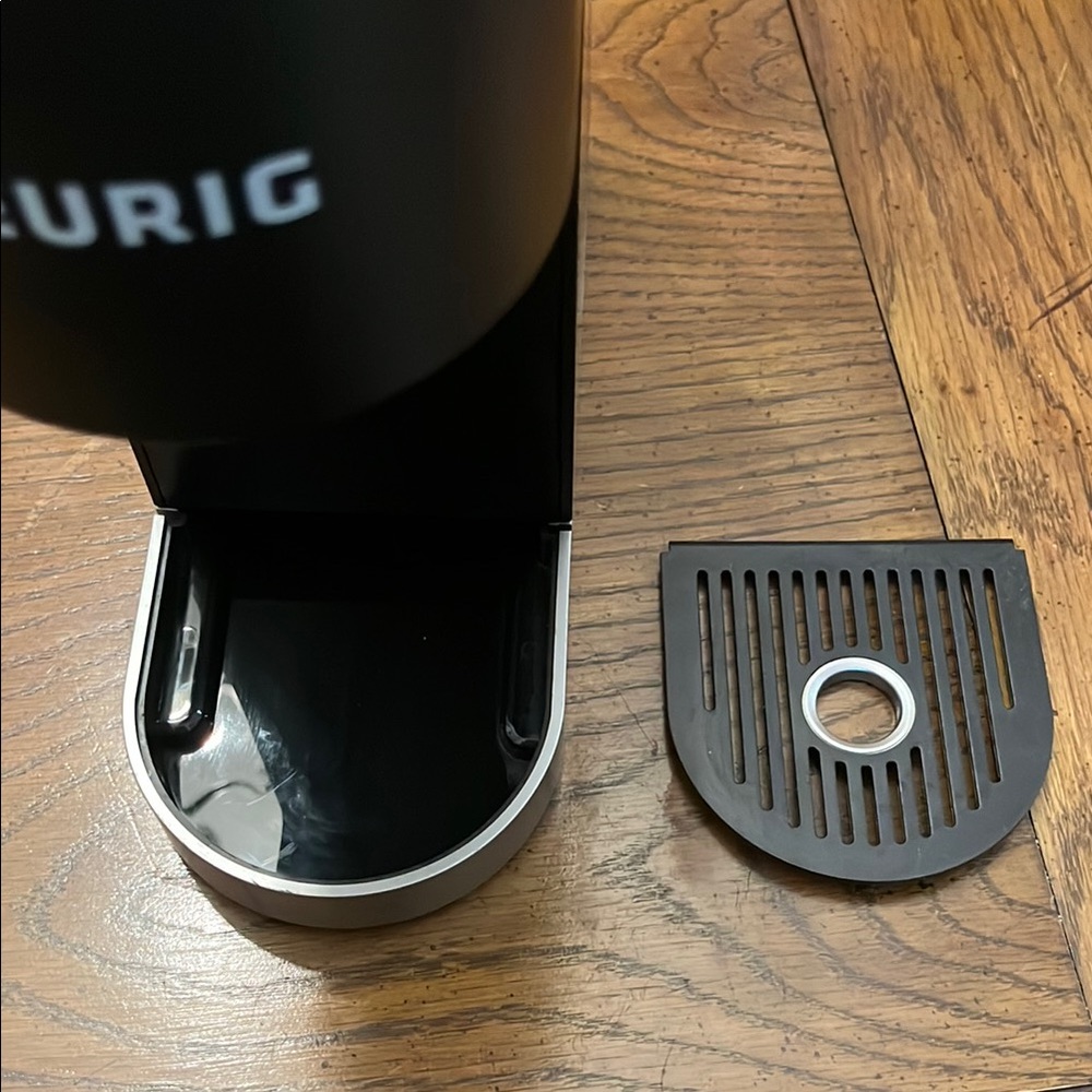 Keurig K Mini Single Serve Coffee Brewer Matte Black and Silver - Picture 12 of 15